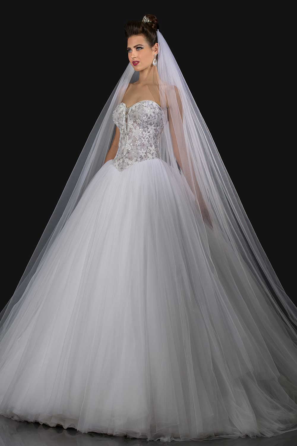 Appolo Haute Couture,Wedding dresses in Lebanon,bridal dress rentals, bridal gown,haute couture lebanon, fashion designers in lebanon,weddings lebanon,Wedding dresses in Lebanon,  bridal dresses lebanon,lebanon weddings
